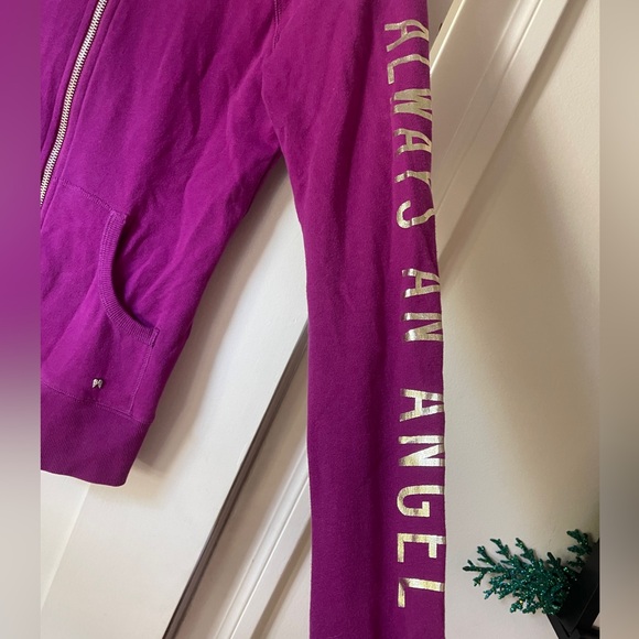 Victoria Secret Angel fuchsia Purple Gold Sequins Heart zip-up hoodie, size xs - Picture 4 of 7